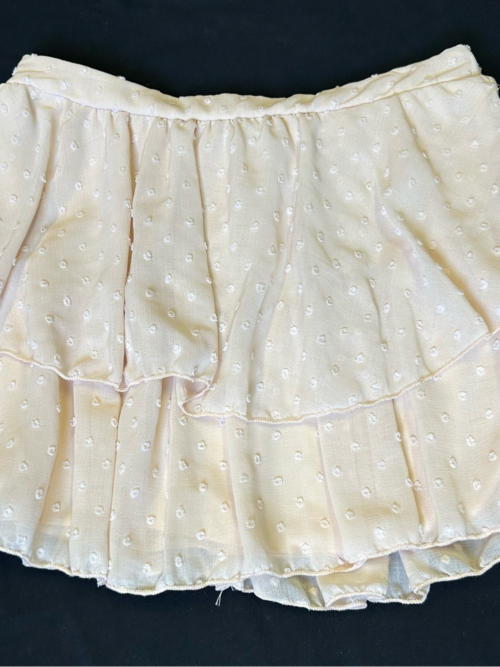 BNWT Boho Originality Juniors Swiss Dot Tiered Mini Skirt, Cream Size L